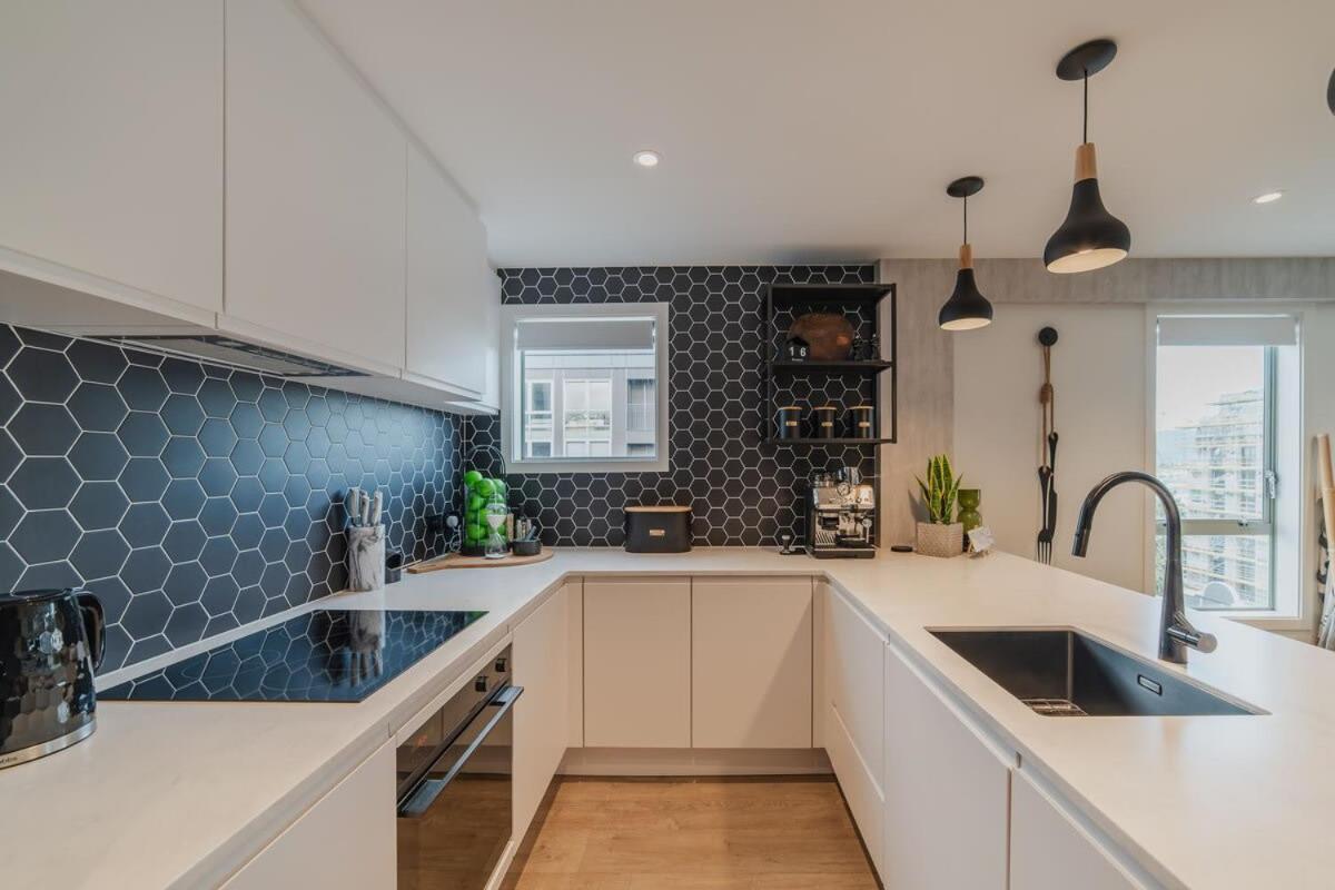 Penthouse Perfection - 2Br Elegance On Worcester St Κράισττσερτς Εξωτερικό φωτογραφία