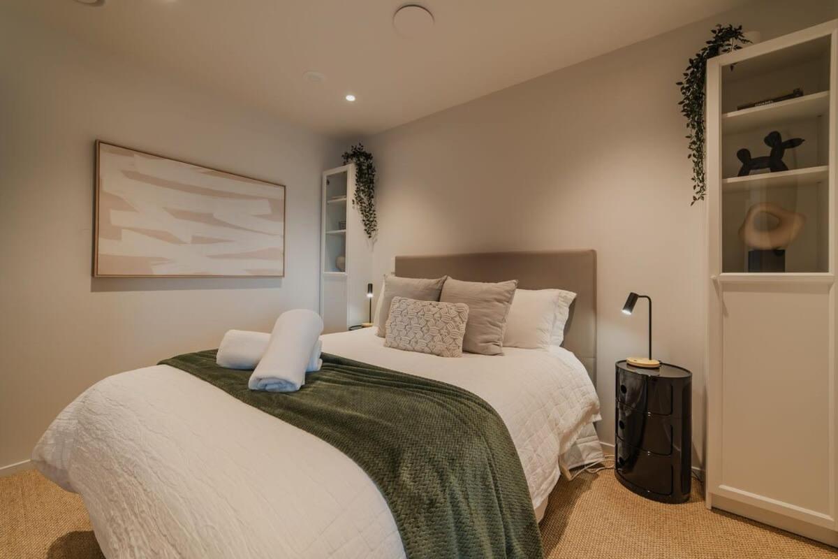 Penthouse Perfection - 2Br Elegance On Worcester St Κράισττσερτς Εξωτερικό φωτογραφία